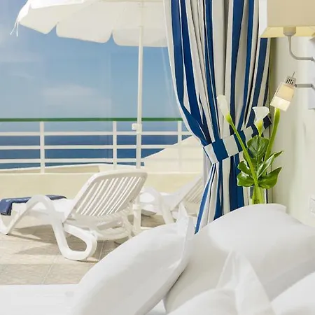 Hotel H10 Palmeras Playa de las Americas (Tenerife)