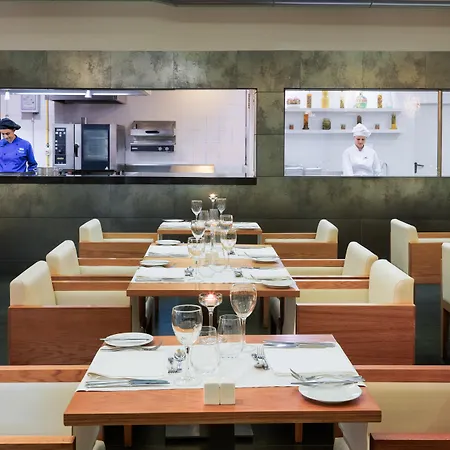 H10 Palmeras Hotel 4*