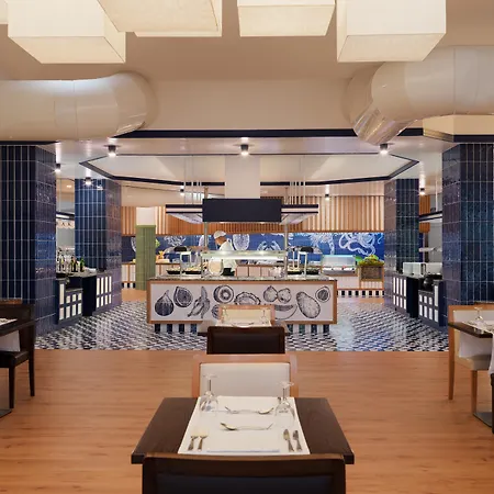 H10 Palmeras Hotel 4*