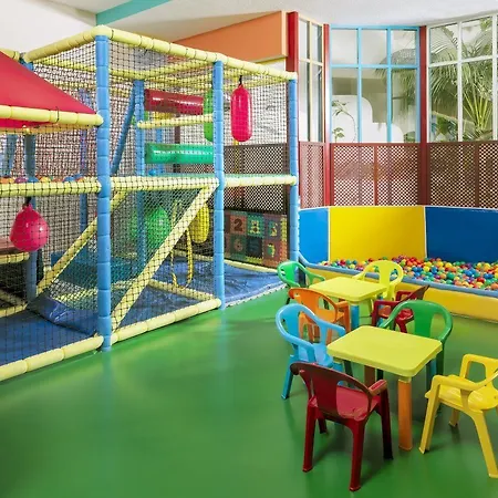 H10 Palmeras Отель 4*