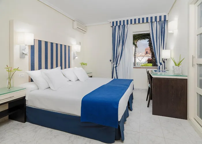 호텔 H10 팔메라스 4*